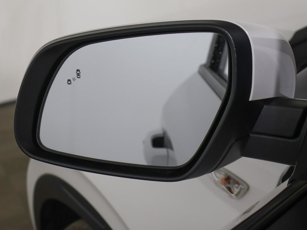 Certified Used 2024 White Hyundai SEL image 31