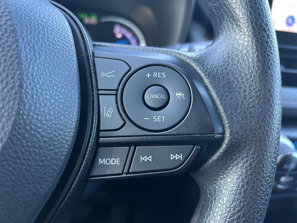 Thumbnail: 2024 Toyota RAV4 - 19