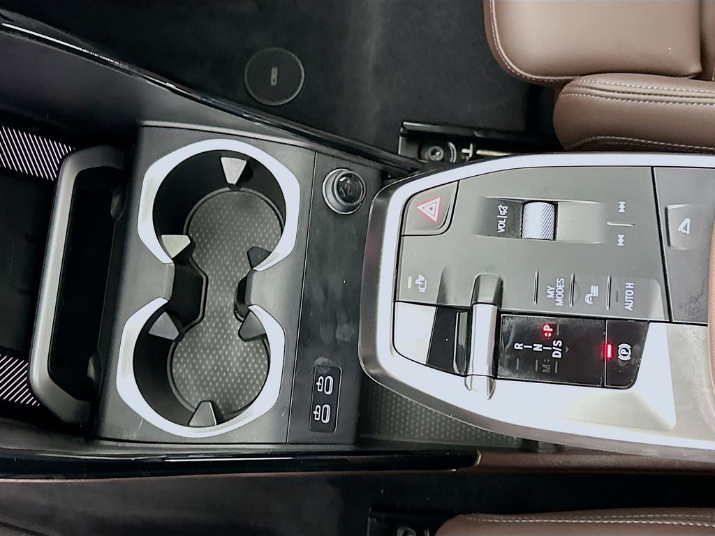 Thumbnail: 2025 BMW X1 - 16