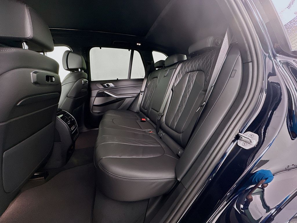 Thumbnail: 2026 BMW X5 - 17