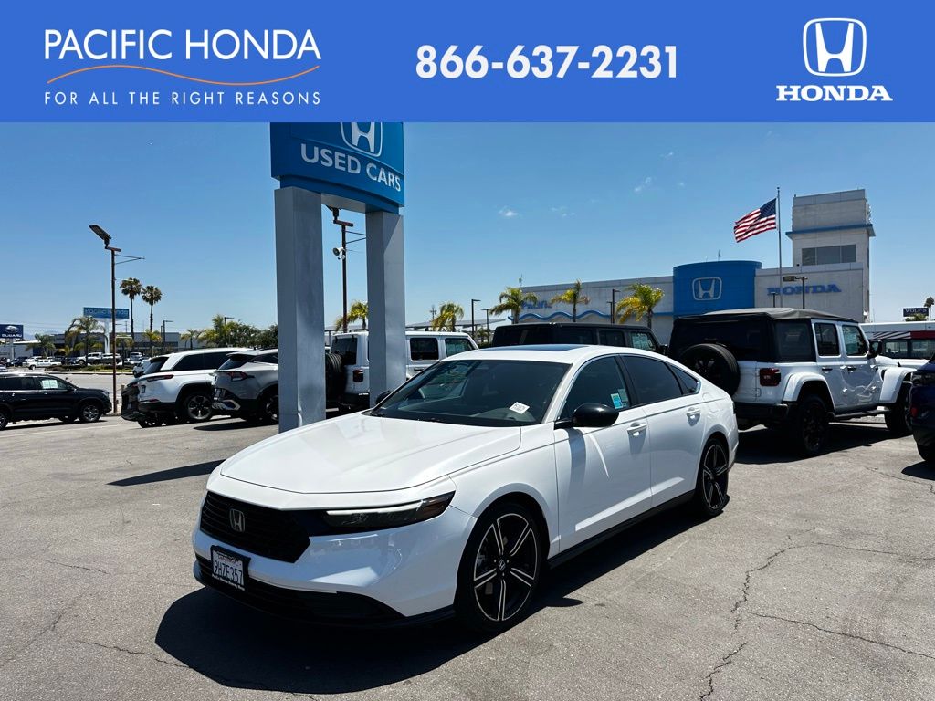 Platinum White Pearl 2023 Honda Accord Hybrid Sedan Front-Wheel Drive Continuously Variable Transmission