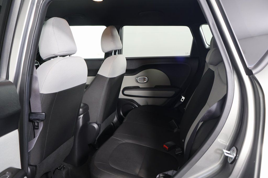 Thumbnail: 2018 Kia Soul - 11