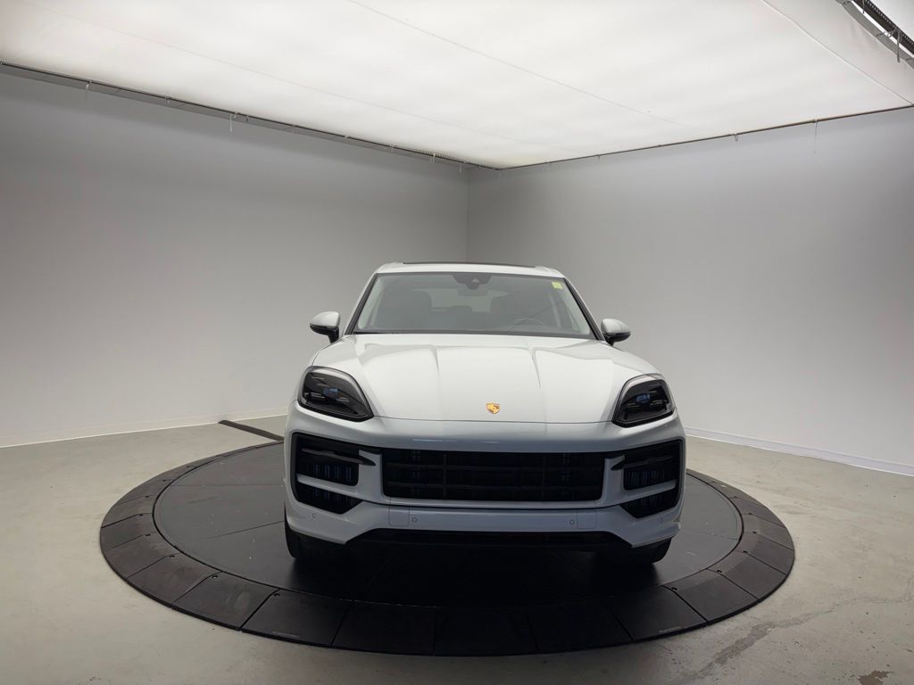 Thumbnail: 2024 Porsche Cayenne - 8