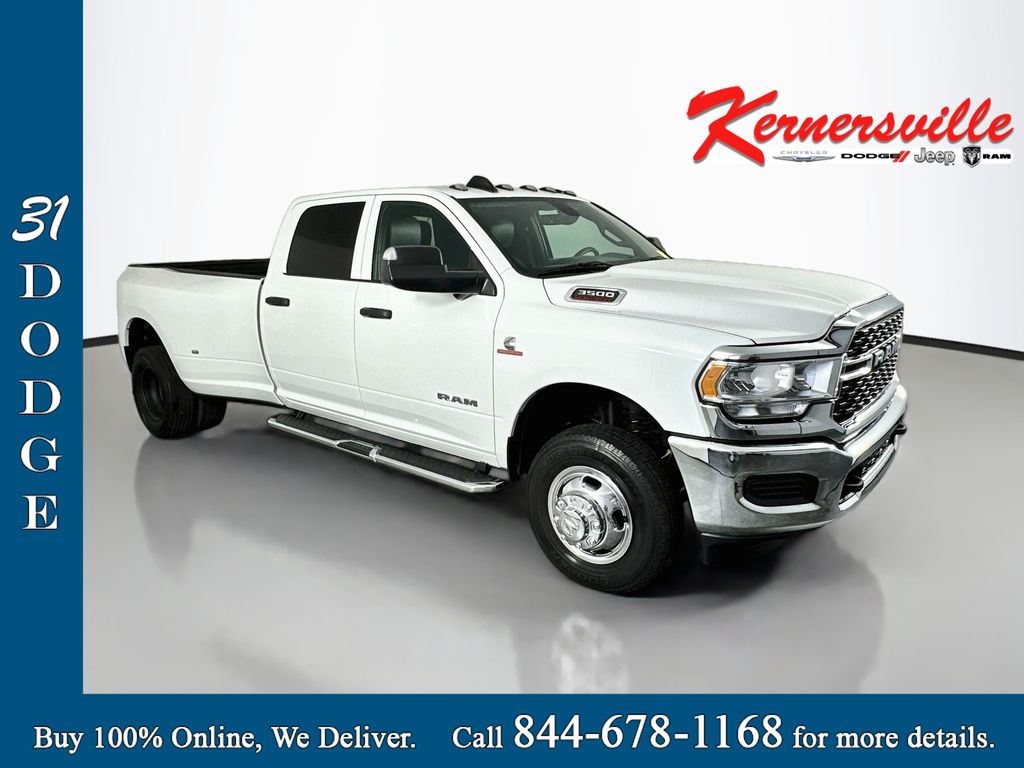  2022 RAM 3500 Tradesman Crew Cab LB DRW 4WD   