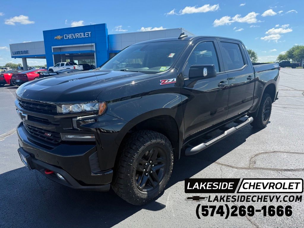 Black 2021 Chevrolet Silverado 1500 LT Trail Boss Crew Cab 4WD Pickup Truck Four-Wheel Drive Automatic
