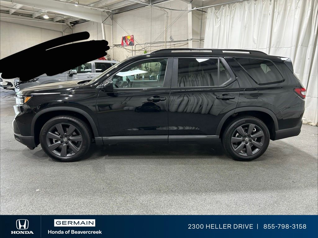 Certified Used 2025 Black Honda Sport image 5