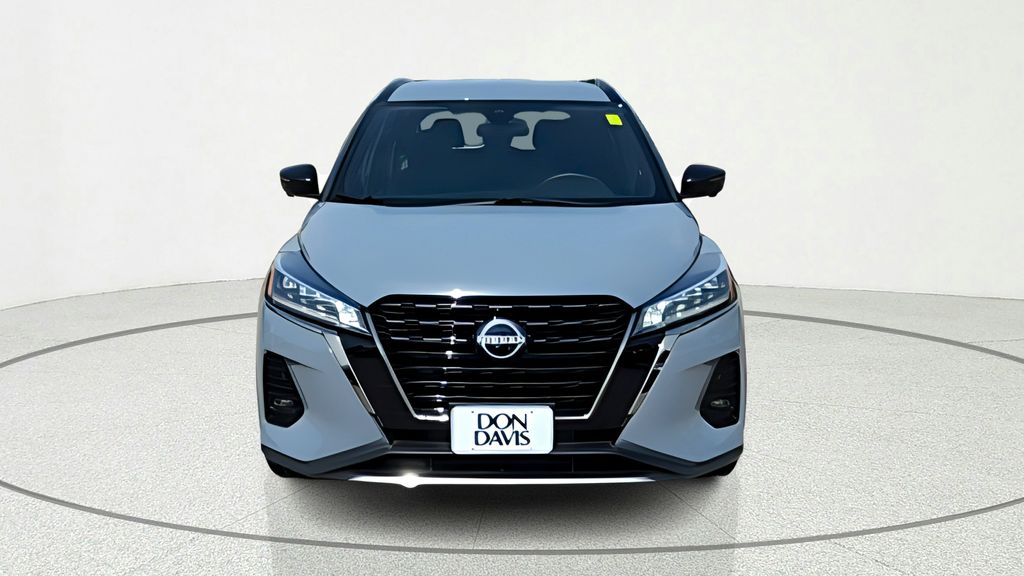 2024 Nissan Kicks