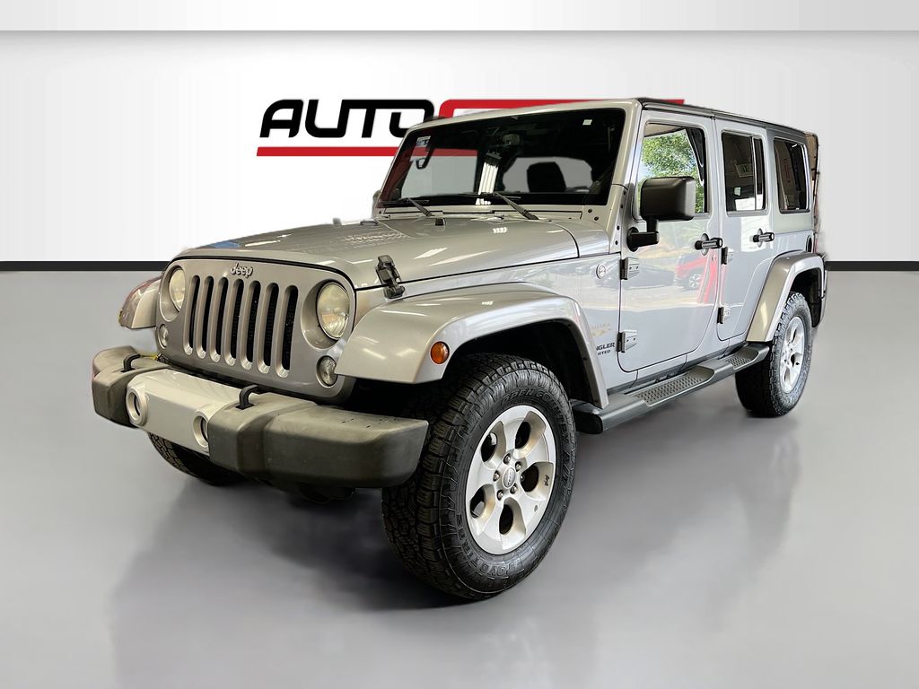 Used 2014 Billet Metallic Clearcoat Jeep Unlimited Sahara image 3