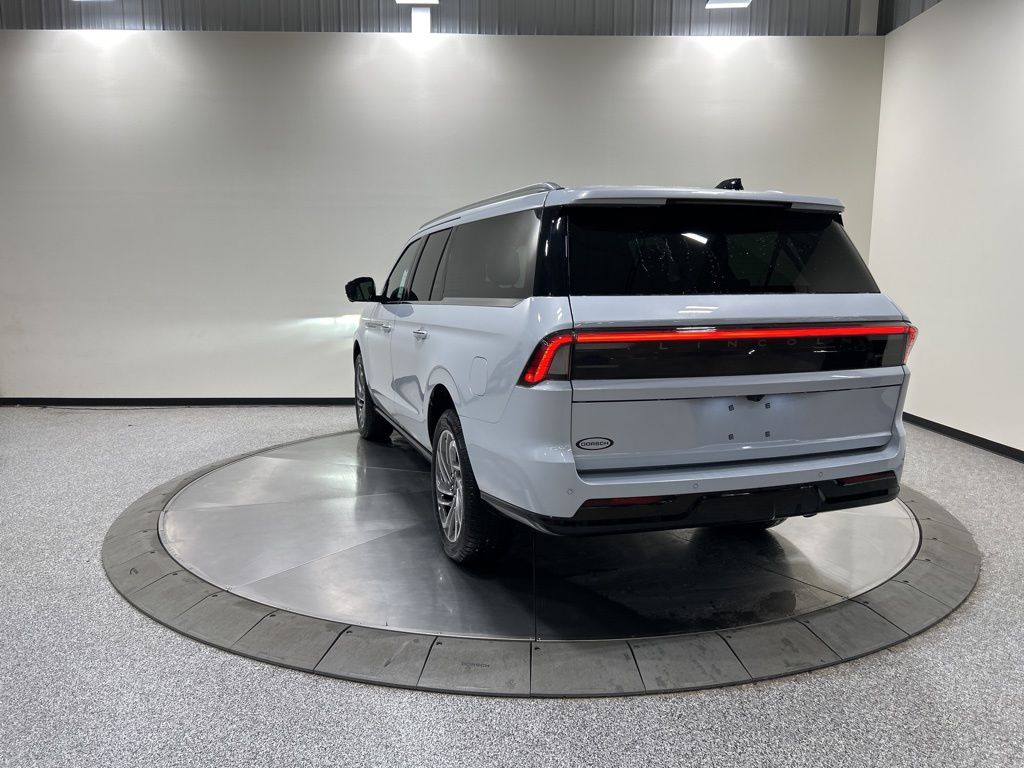 new 2026 Lincoln Navigator L car, priced at $108,730