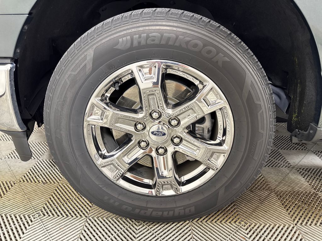 Certified Used 2021 Gray Ford XLT image 14