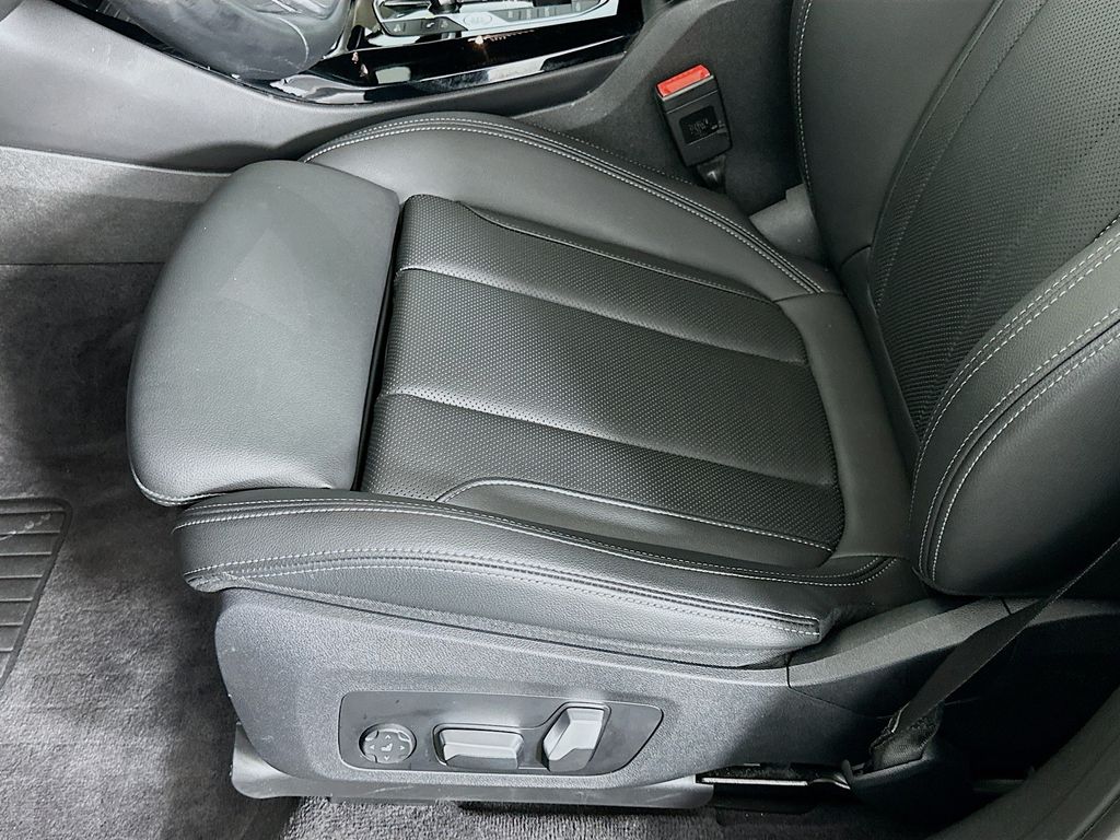 Thumbnail: 2022 BMW X3 - 20