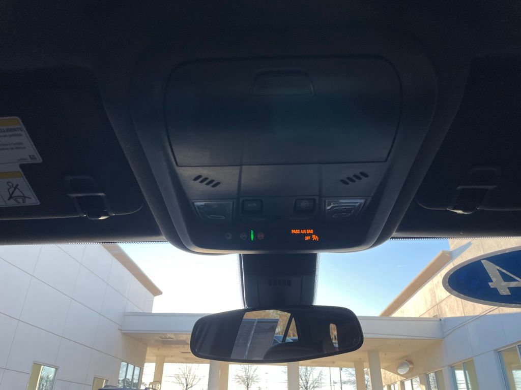 Thumbnail: 2024 Chevrolet Equinox - 16