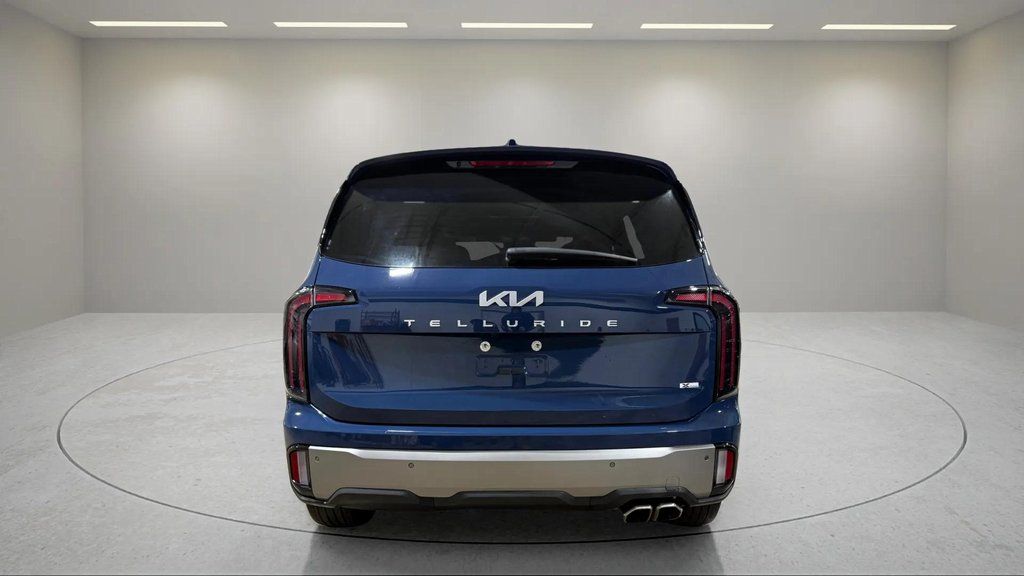 Used 2023 Midnight Lake Blue Kia SX-Prestige X-Line image 4