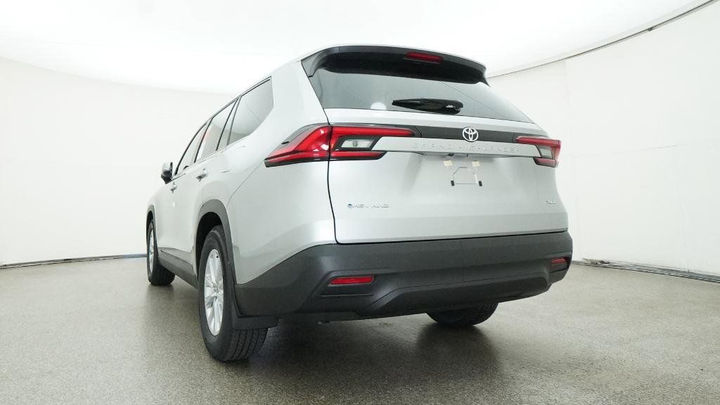 Thumbnail: 2025 Toyota Grand Highlander - 12