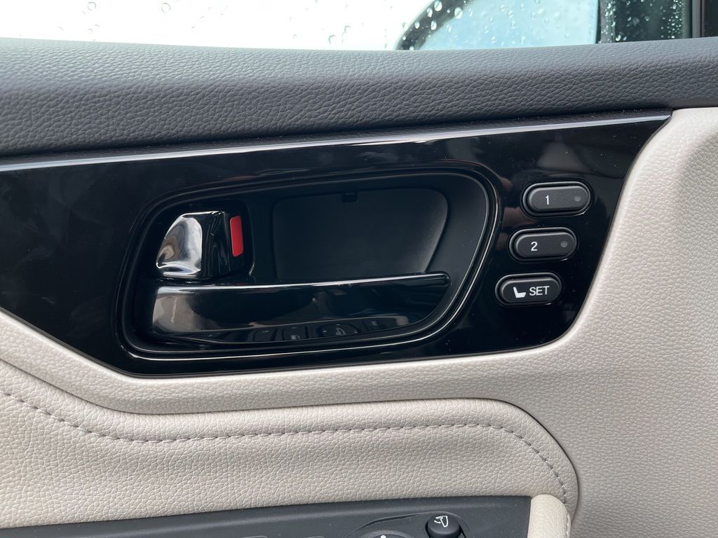 Thumbnail: 2026 Honda Odyssey - 12