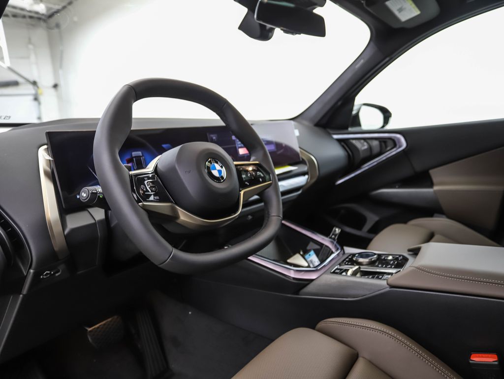 Thumbnail: 2025 BMW X3 - 10