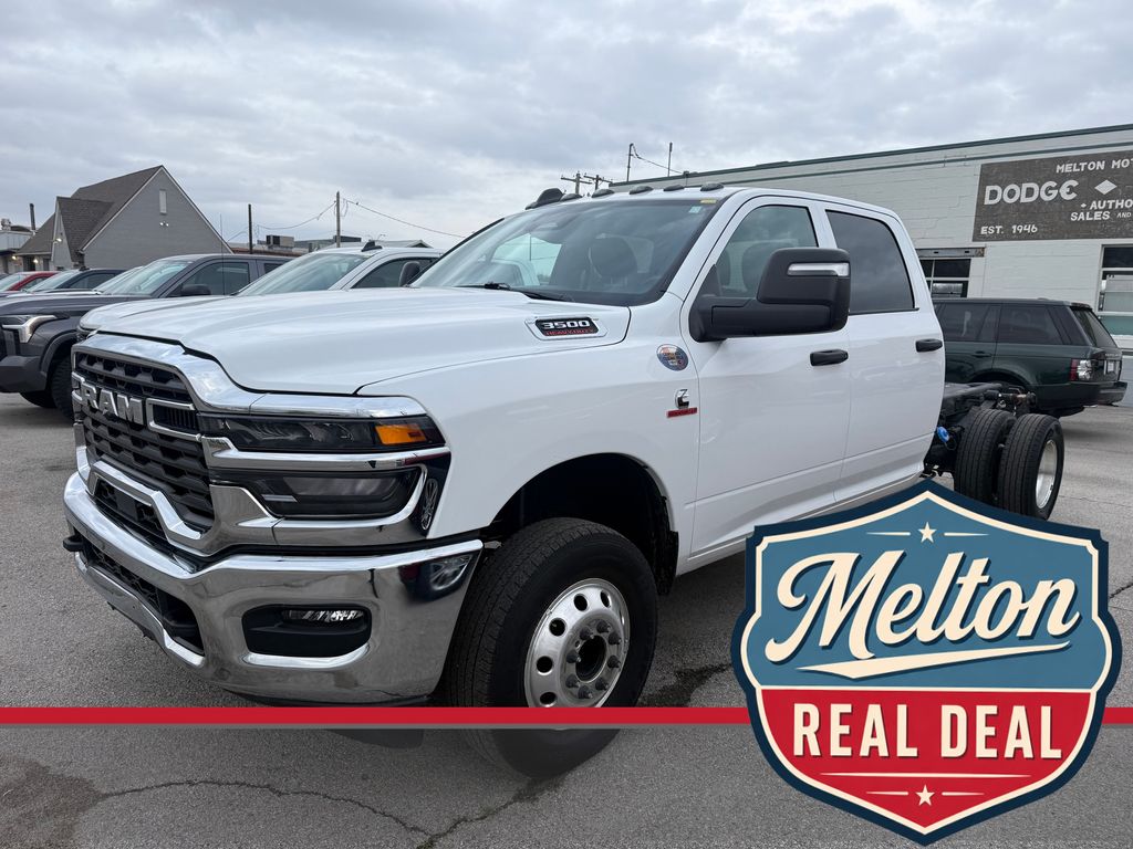 Bright White Clearcoat 2025 RAM 3500 Chassis Tradesman Crew Cab LB DRW RWD Pickup Truck 4X2 8-Speed Automatic
