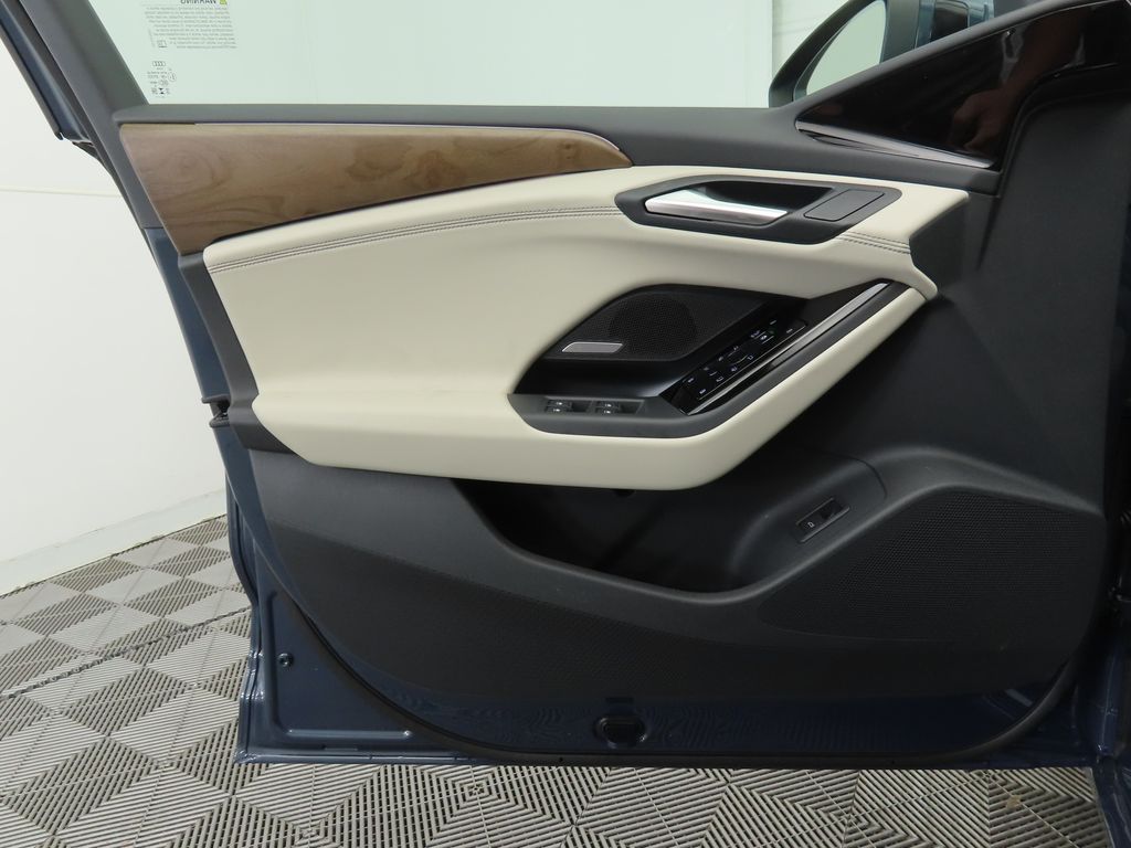Thumbnail: 2025 Audi A6 - 24