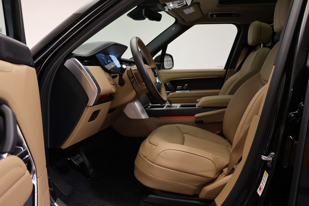 Thumbnail: 2026 Land Rover Range Rover - 30