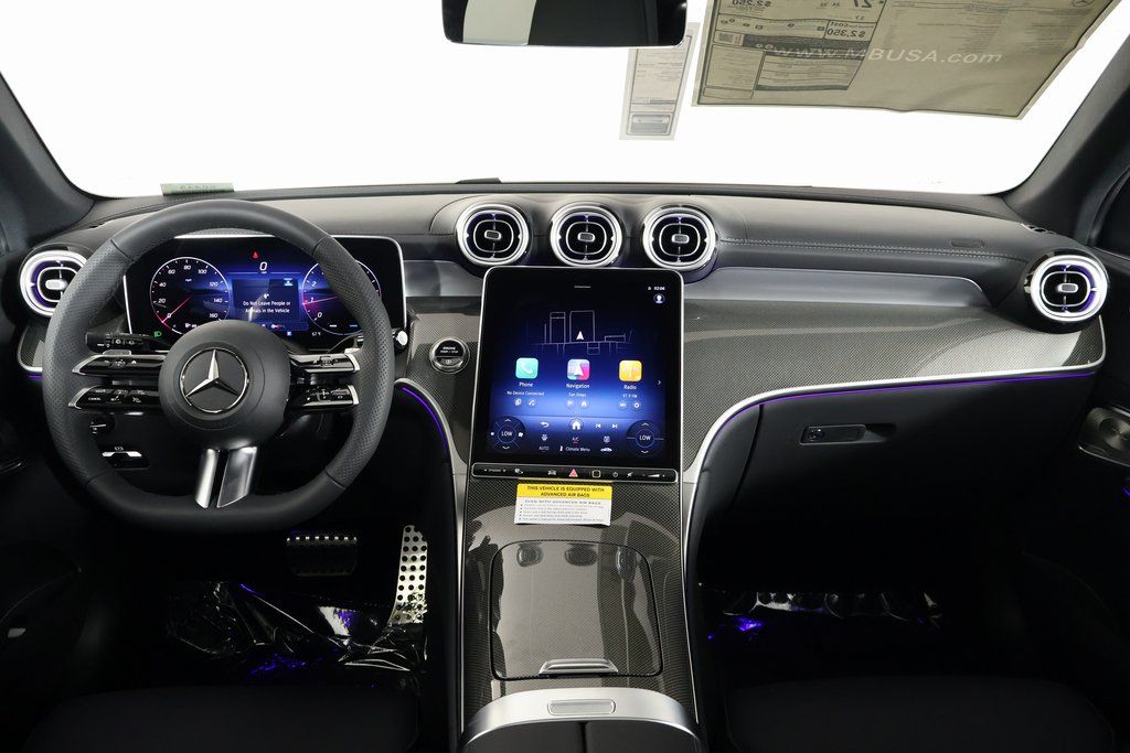 2025 Mercedes-Benz GLC 300 4