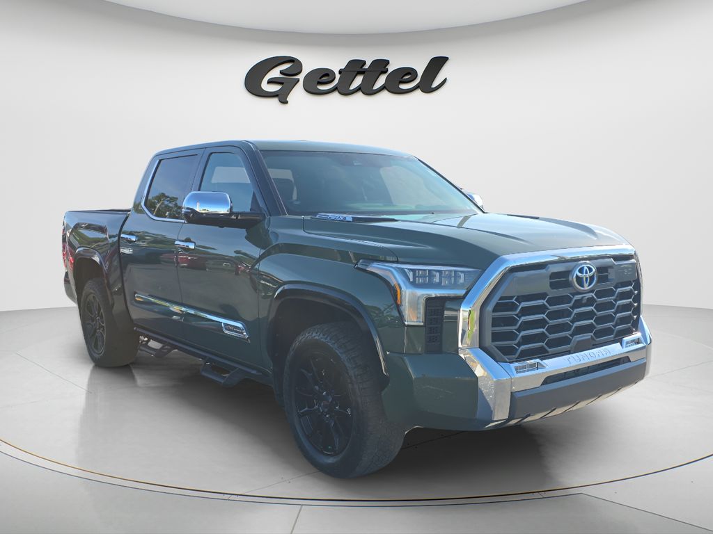 【引退品】英語版_Tundra[3ED] Pre-Owned 2023 Toyota Tundra Hybrid 1794 Edition 4D Crew Cab in