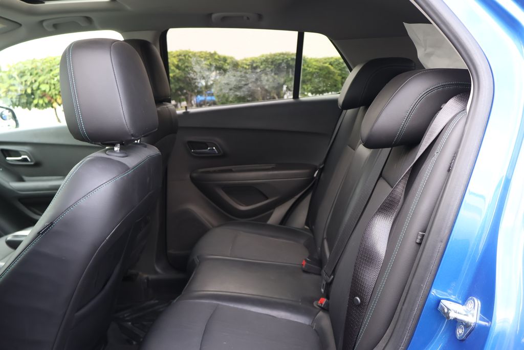 Thumbnail: 2015 Chevrolet Trax - 30