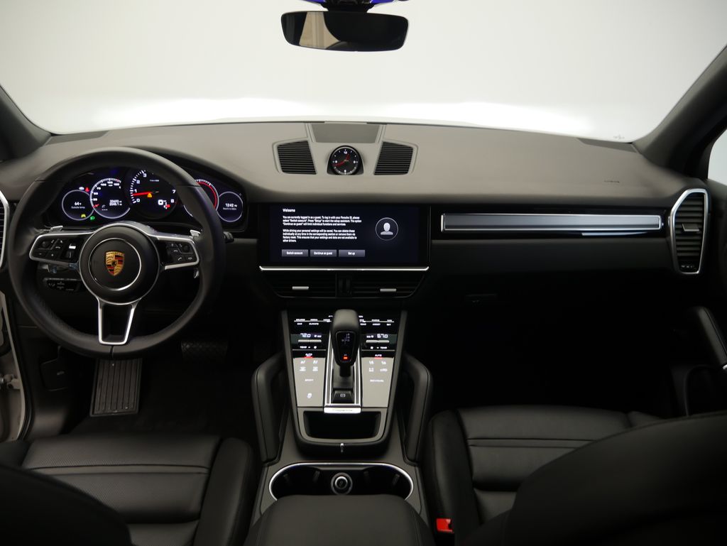 Thumbnail: 2023 Porsche Cayenne - 29