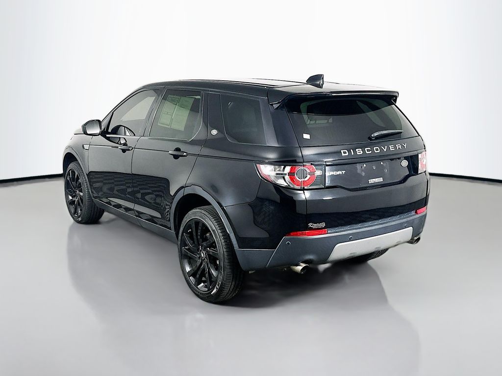 Used 2018 Black Land Rover SE image 5