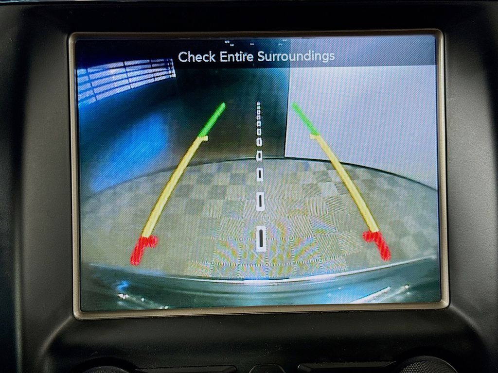 Thumbnail: 2015 Jeep Grand Cherokee - 14