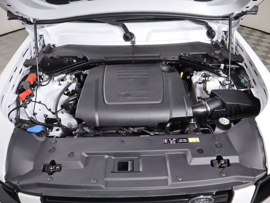 Thumbnail: 2026 Land Rover Defender - 30