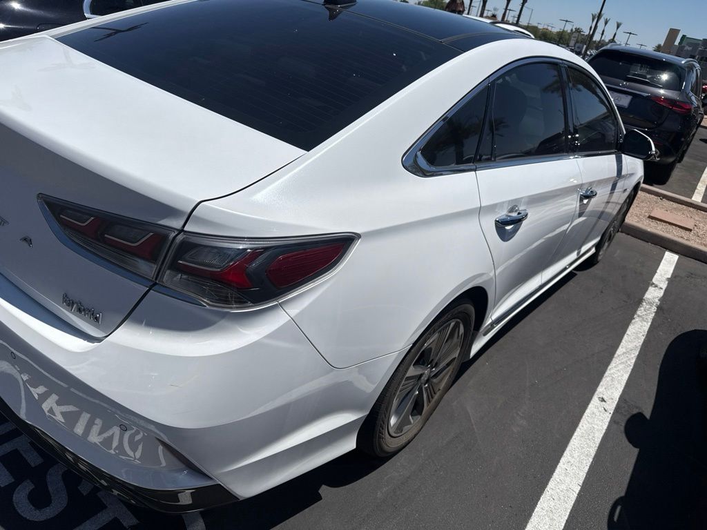 Thumbnail: 2019 Hyundai Sonata - 4
