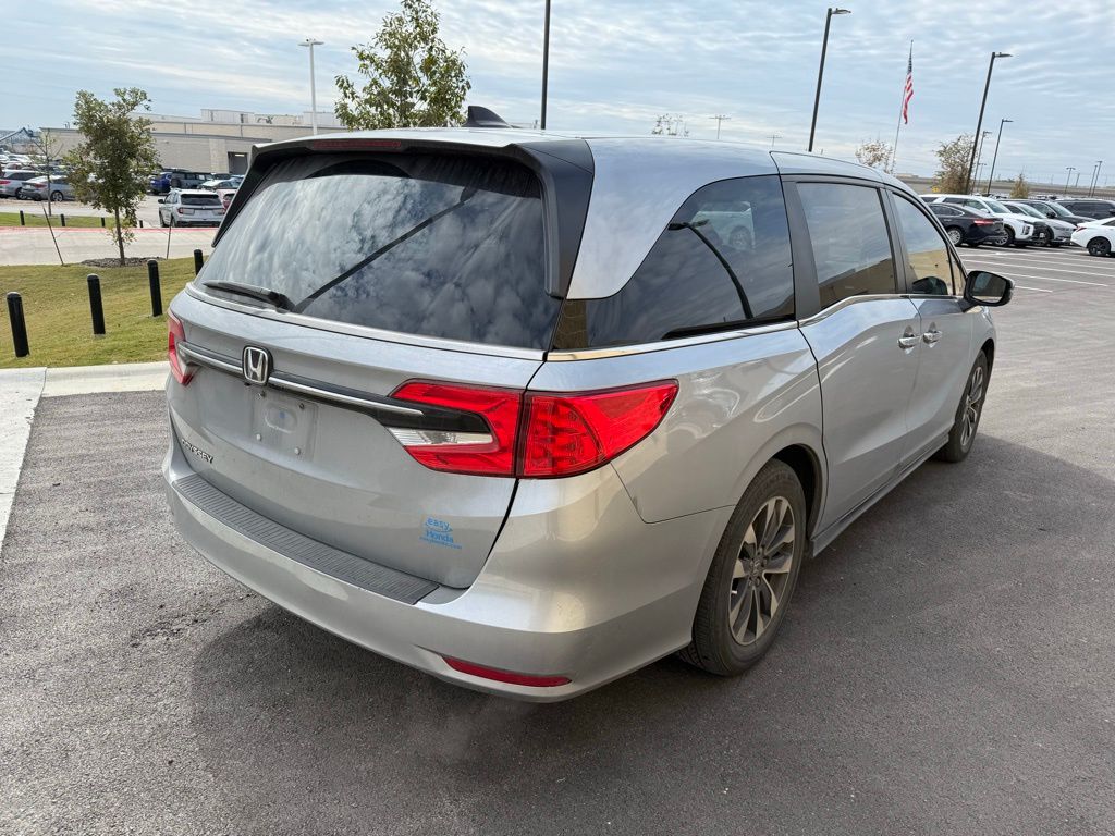 Thumbnail: 2023 Honda Odyssey - 4