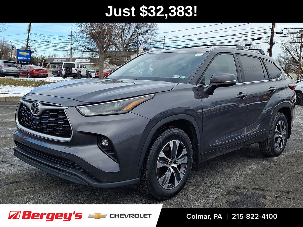 2023 Toyota Highlander XLE AWD