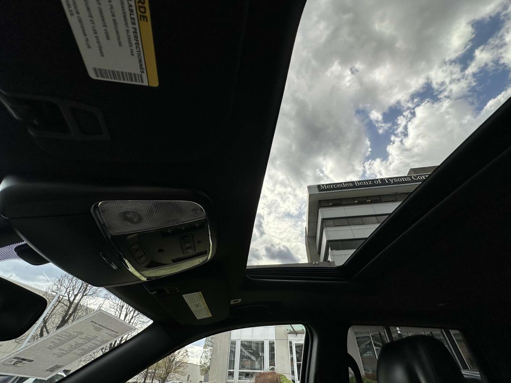 2018 Jeep Grand Cherokee Limited Edition 9