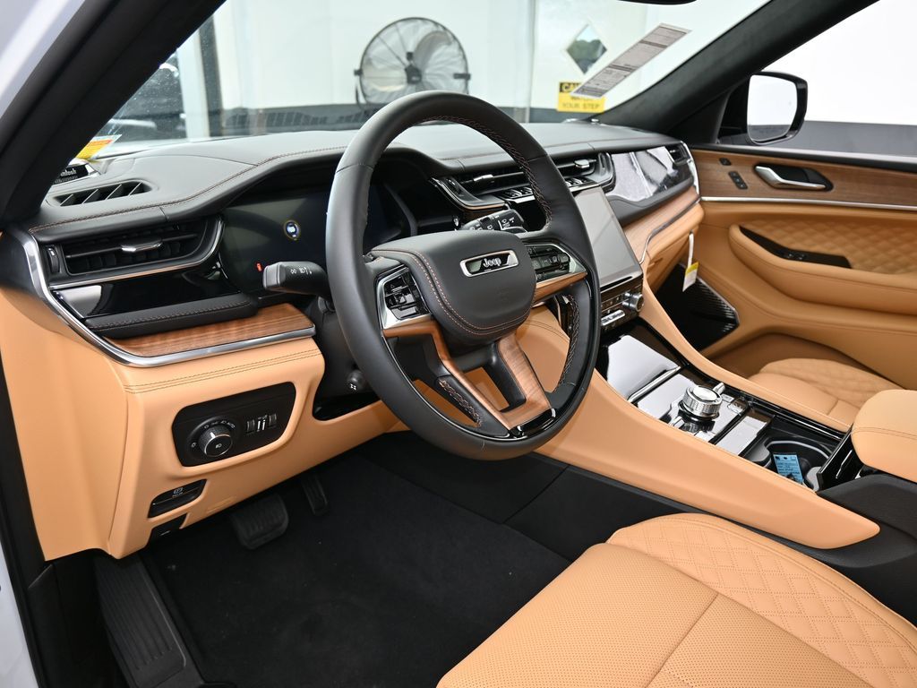 New 2025 Bright White Clearcoat Jeep Summit image 10