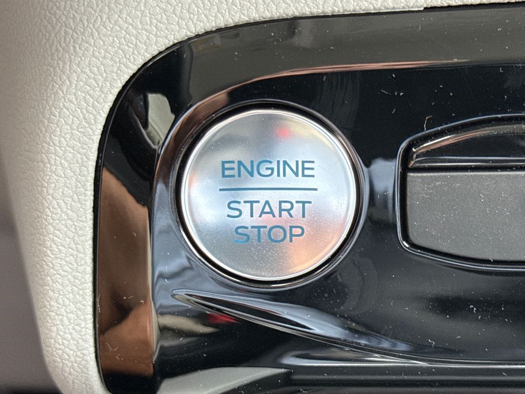2025 Ford Escape Plug-In Hybrid Base photo 18