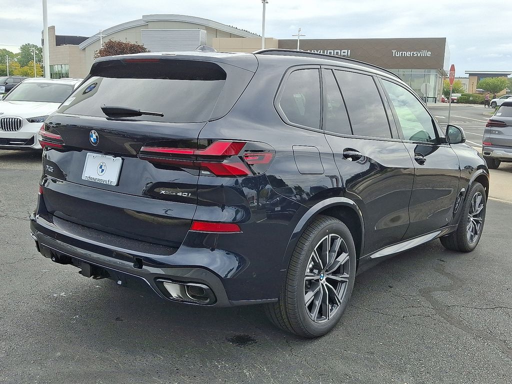 Thumbnail: 2026 BMW X5 - 4
