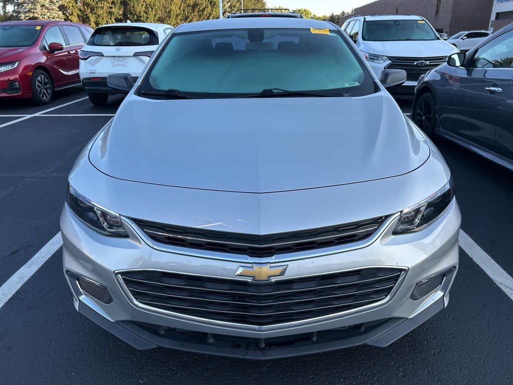 Thumbnail: 2016 Chevrolet Malibu - 5