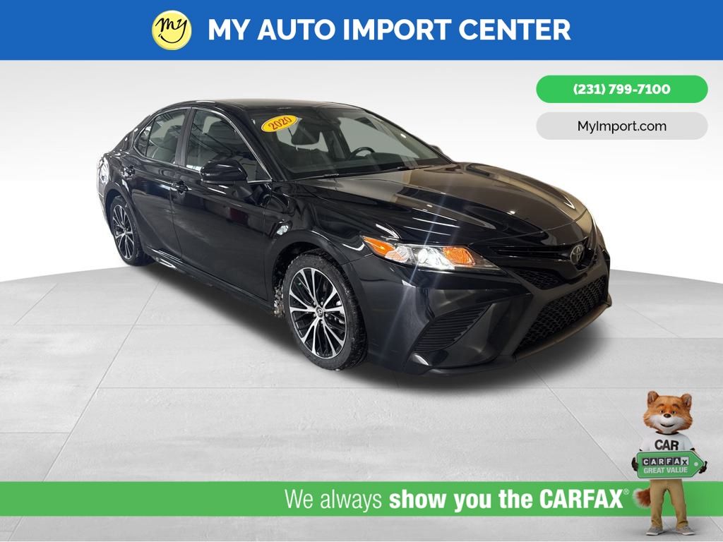 2020 Toyota Camry SE FWD