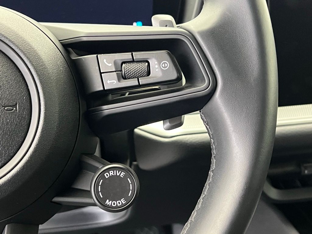 Thumbnail: 2025 Porsche Cayenne - 9