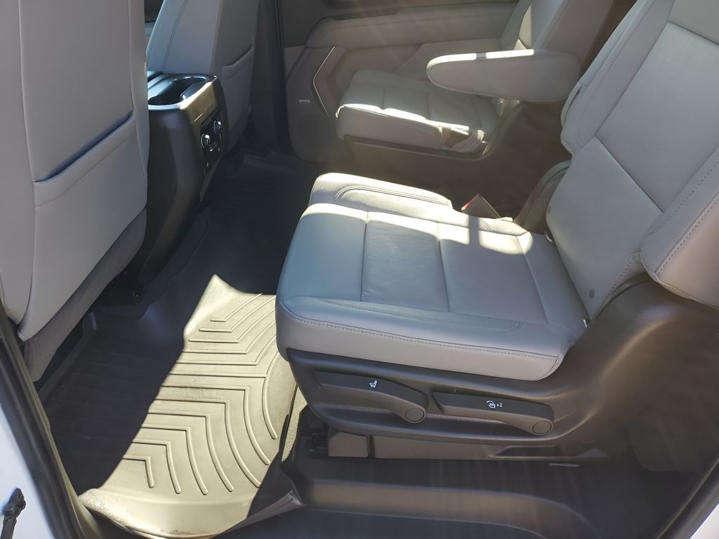 Used Car 2021 Chevrolet Suburban  Z71 For Sale Under $60,000 In Austin, Texas