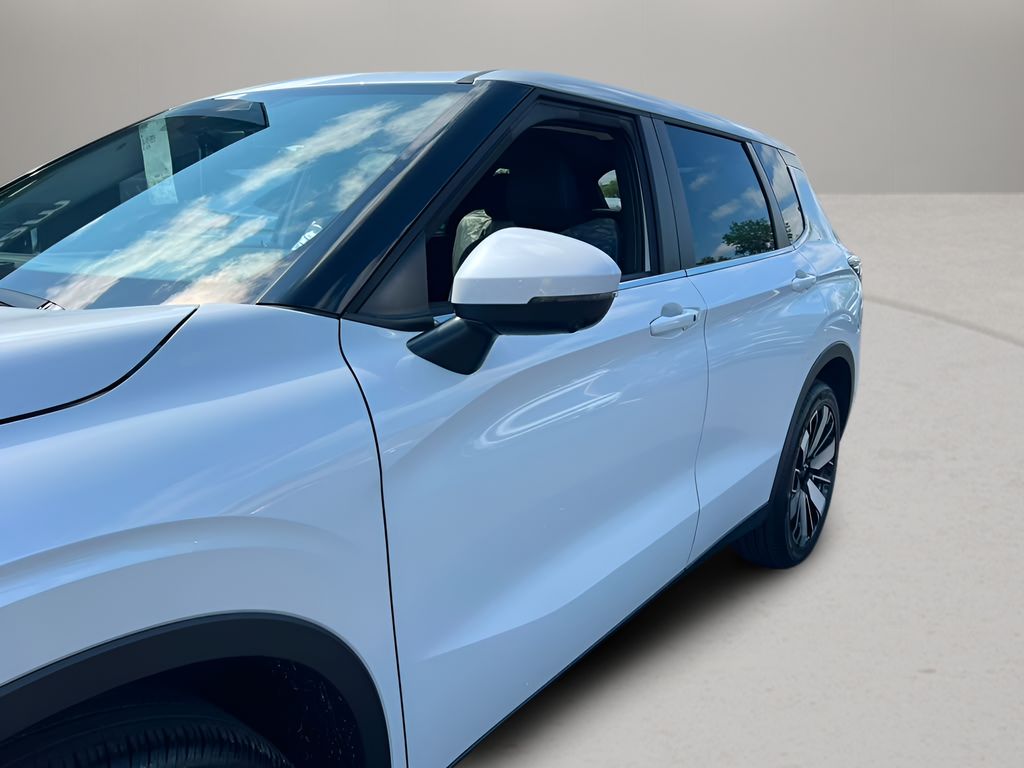 New 2026 Mitsubishi Outlander SUV