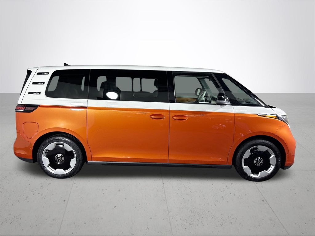 2025 Volkswagen ID. Buzz Pro S Plus