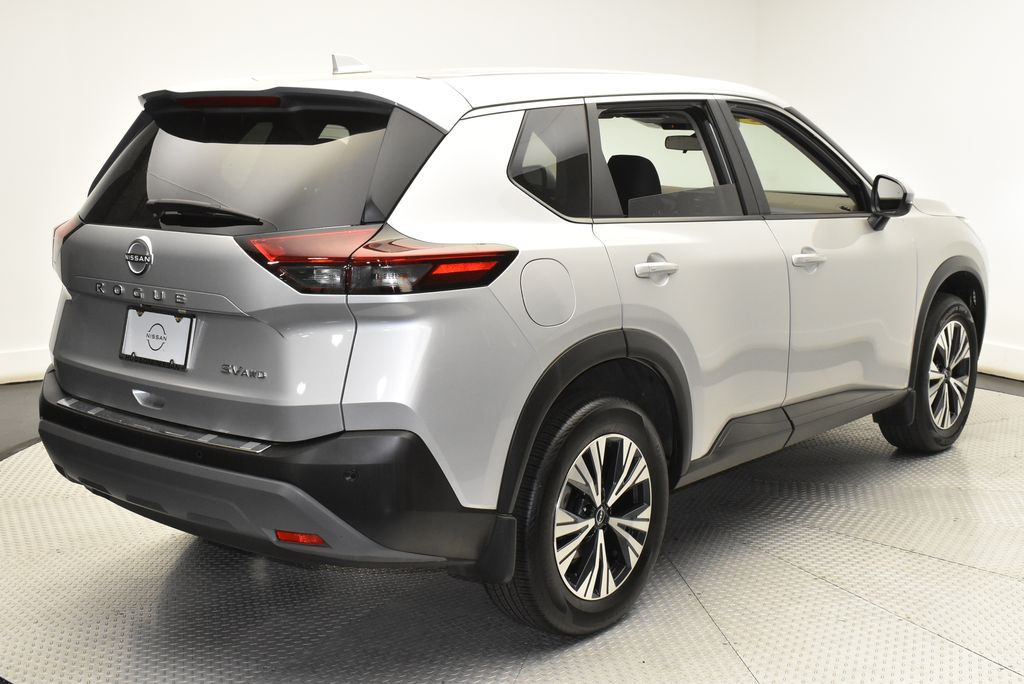 2022 Nissan Rogue SV 5