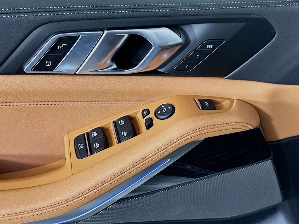 Thumbnail: 2026 BMW X5 - 20