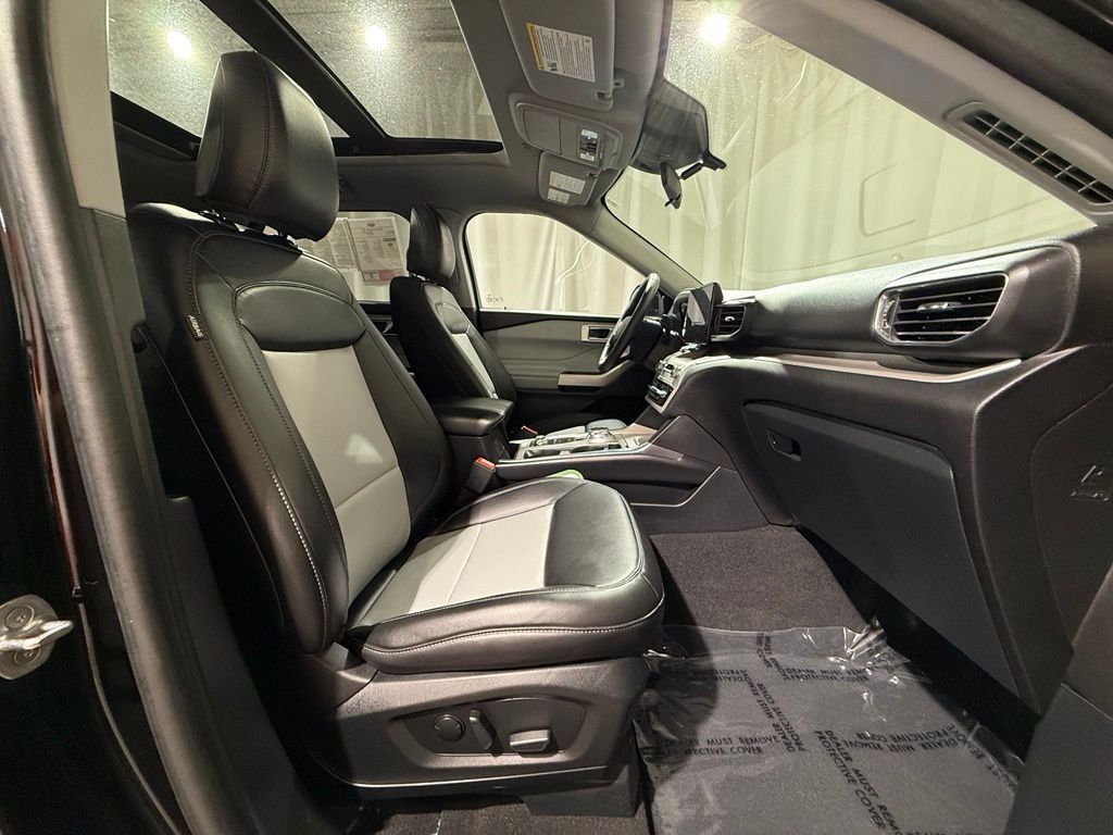 Thumbnail: 2024 Ford Explorer - 24