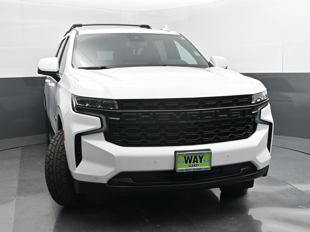 2023 Chevrolet Suburban 4WD RST