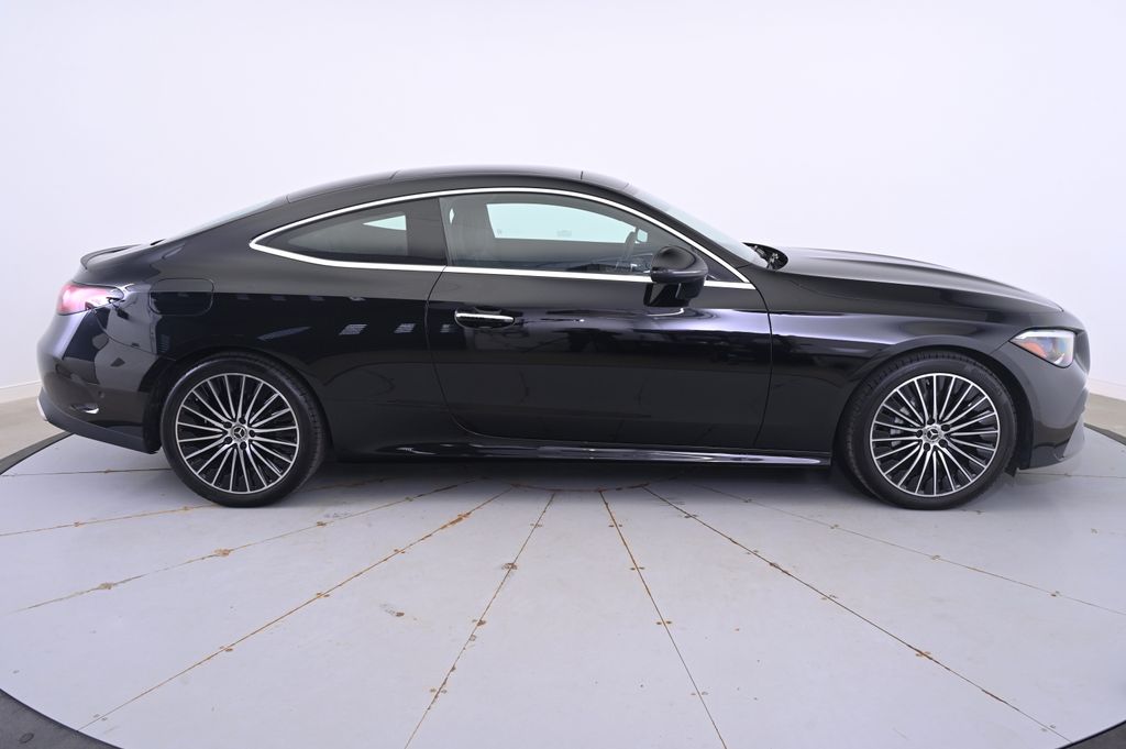 2024 Mercedes-Benz CLE 300 8