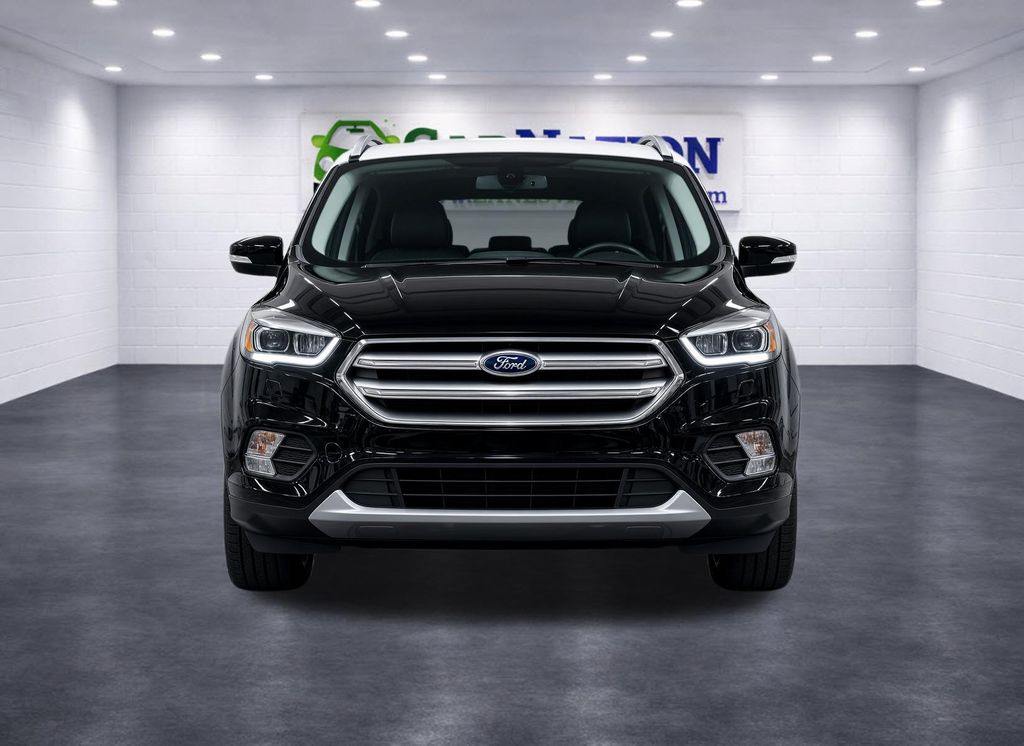 Photo 2 of 2019 Ford Escape Titanium