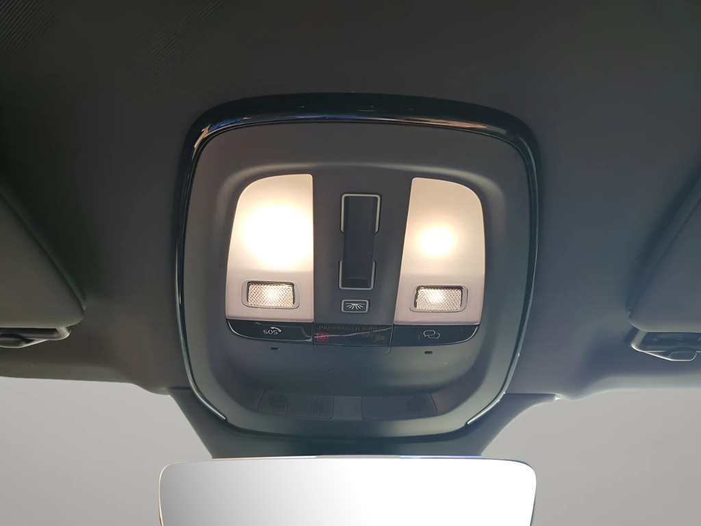 Used Car 2024 Volvo Xc90 Recharge Plug-in Hybrid  Ultimate For Sale Under $60,000 In Austin, Texas
